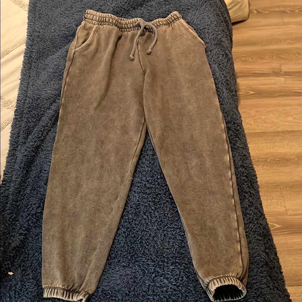 SO Gray Sweatpants with Elastic Cuffs and Drawstring Waist